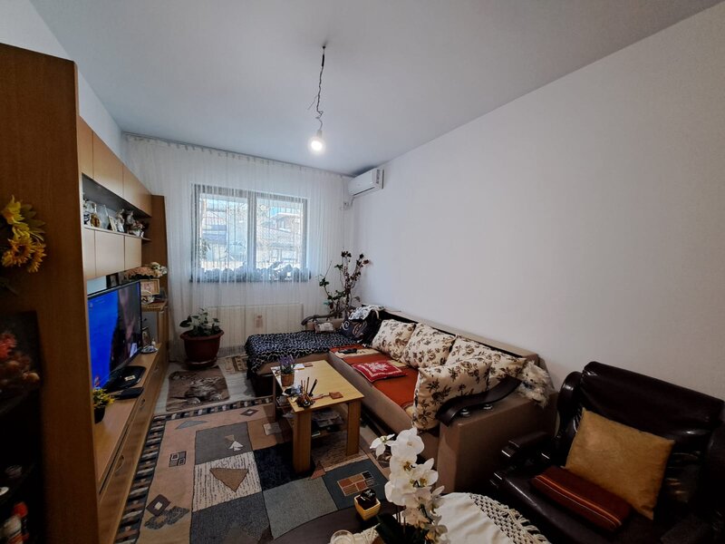 Fundeni, Drobroesti, str. Marului,